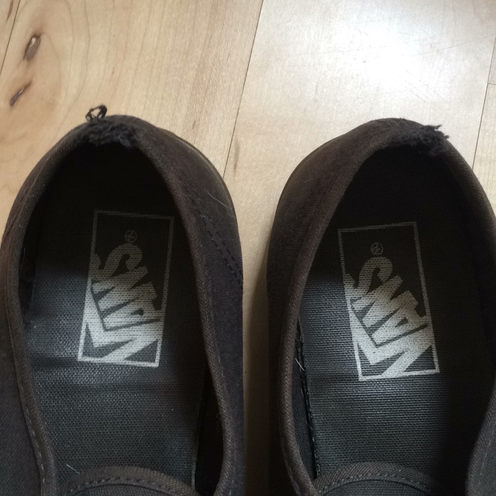 Vans - Picture 4 of 4
